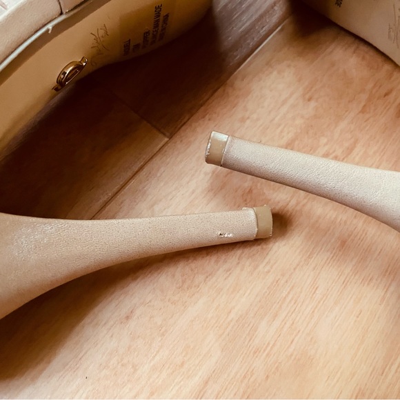 Jessica Simpson Nude Platform Sandals - Picture 4 of 6